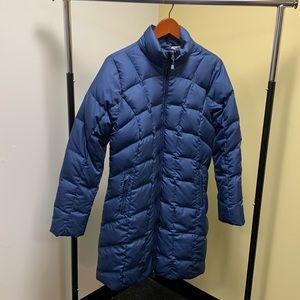 Eddie Bauer Women’s Blue Down Coat Size Medium